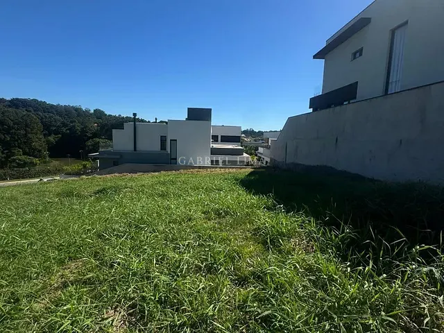 Terreno com 360m², à venda, no bairro Loteamento Brisas do Lago em Jundiaí