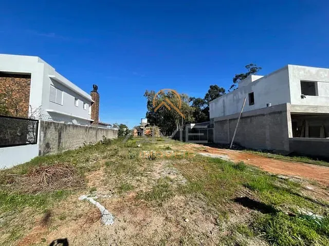 Terreno com 600m², à venda, no bairro Laranjal em Pelotas