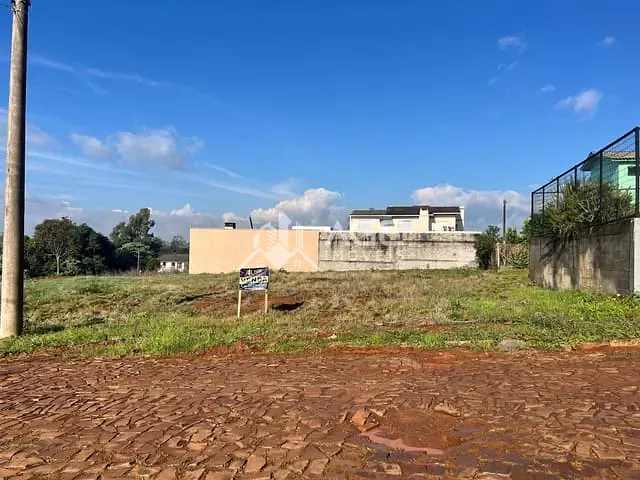 Terreno com 374m², à venda, no bairro Victória I em Erechim