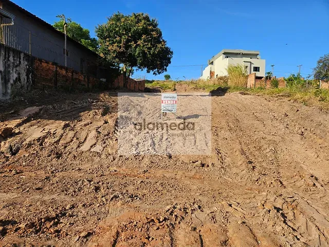Terreno com 382m², à venda, no bairro JD EUROPA em Jacarezinho