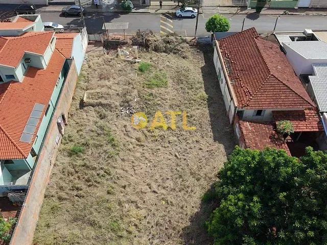 Terreno com 980m², à venda, no bairro Vila Mano em Ourinhos