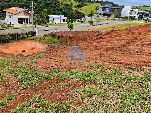 Terreno com 407m², à venda, no bairro Bairro Itapema em Itatiba