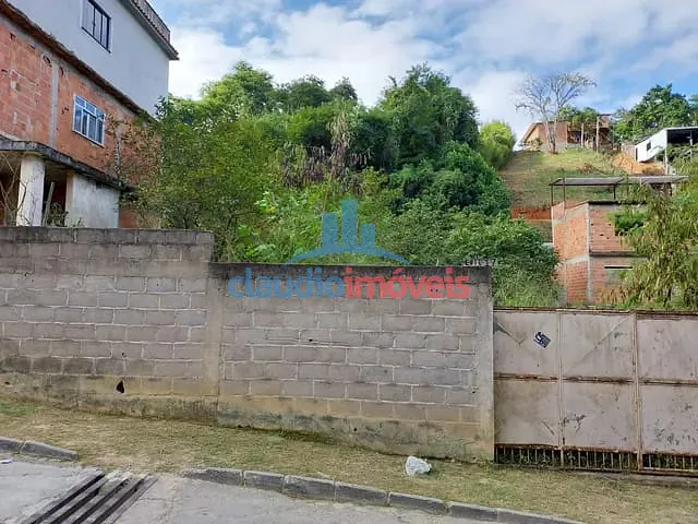 Terreno à venda, no bairro Ano Bom em Barra Mansa