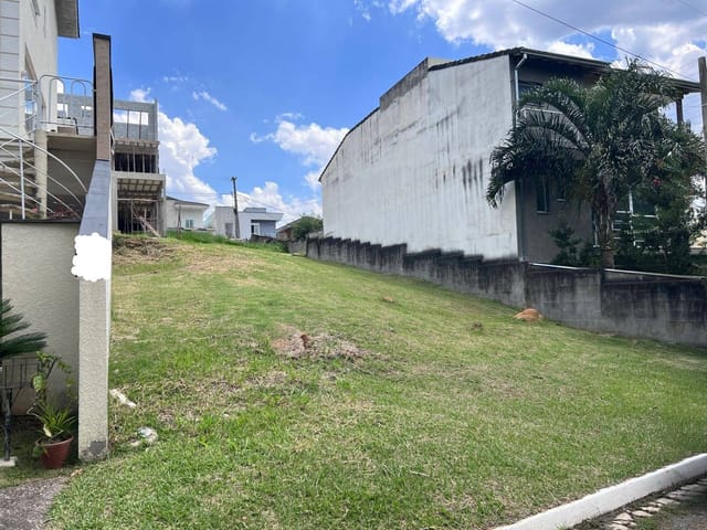 Terreno com 305m², à venda, no bairro Mogi Moderno em Mogi das Cruzes