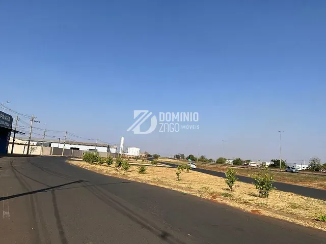 Terreno com 1798m², à venda, no bairro Jardim Espanha em Uberaba