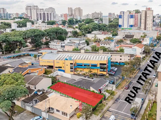 Terreno com 362m², à venda, no bairro Portão em Curitiba