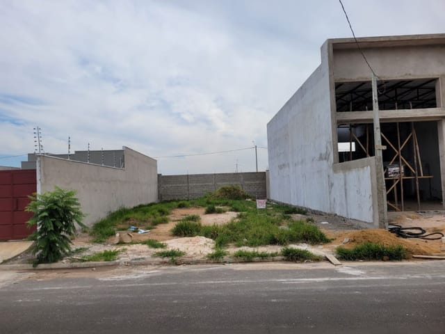 Terreno com 300m², à venda, no bairro Pacaembu em Americana