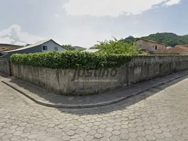 Terreno com 1400m², à venda, no bairro Praia Do Sonho em Itanhaém