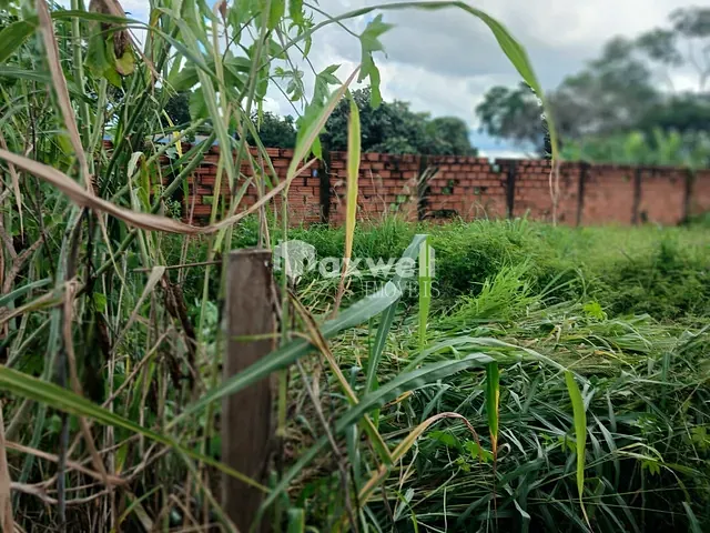 Terreno com 300m², à venda, no bairro Vale do Sol em Aparecida de Goiânia