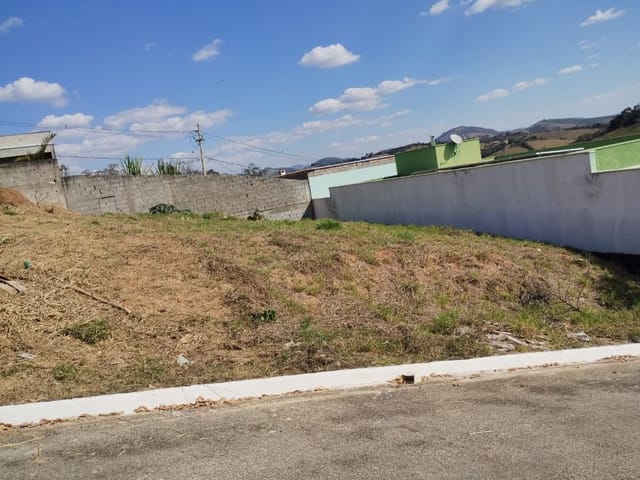 Foto do Terreno - Terreno à venda, 240 m² por R$ 130.000,00 - Centro - Piranguinho/MG | MOHALLEM e LOPES CORRETAGEM E ADMINISTRACAO DE IMOVEIS LTDA