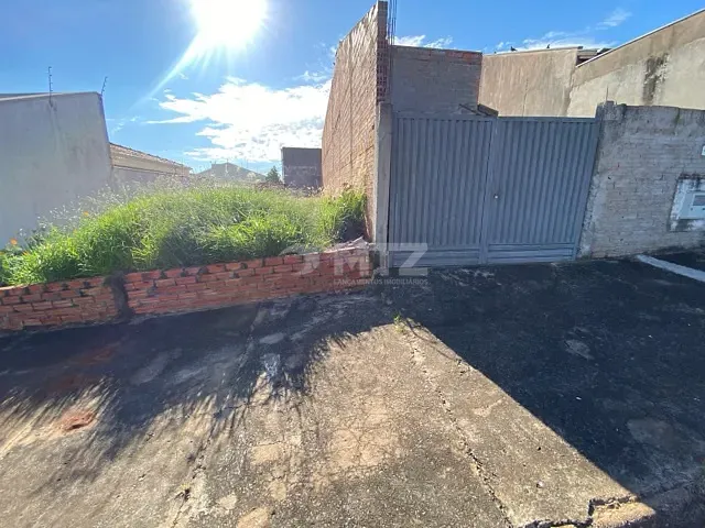 Terreno com 312m², à venda, no bairro Jardim Planalto em Botucatu