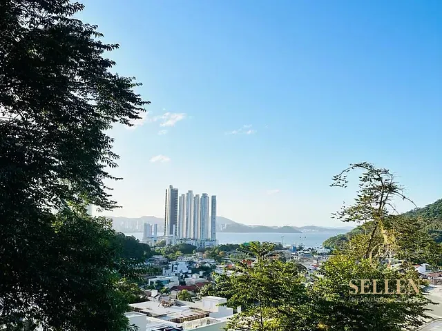 Terreno com 440m², à venda, no bairro Barra em Balneário Camboriú