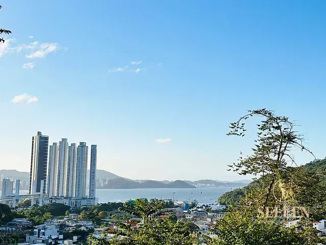 Terreno com 440m², à venda, no bairro Barra em Balneário Camboriú