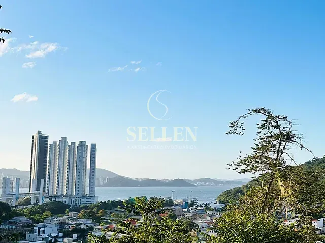 Terreno com 440m², à venda, no bairro Barra em Balneário Camboriú