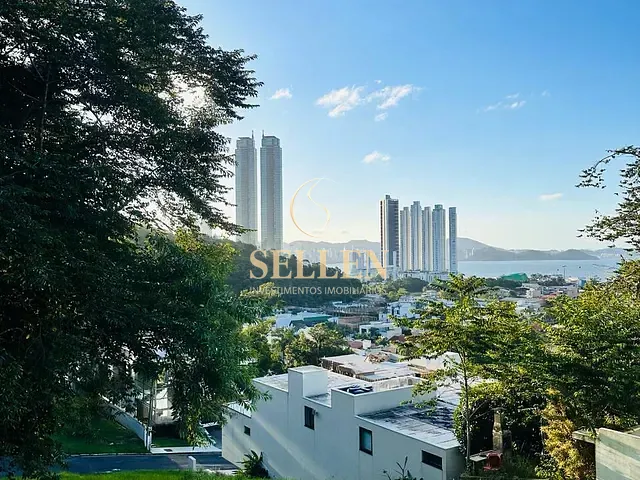 Terreno com 440m², à venda, no bairro Barra em Balneário Camboriú