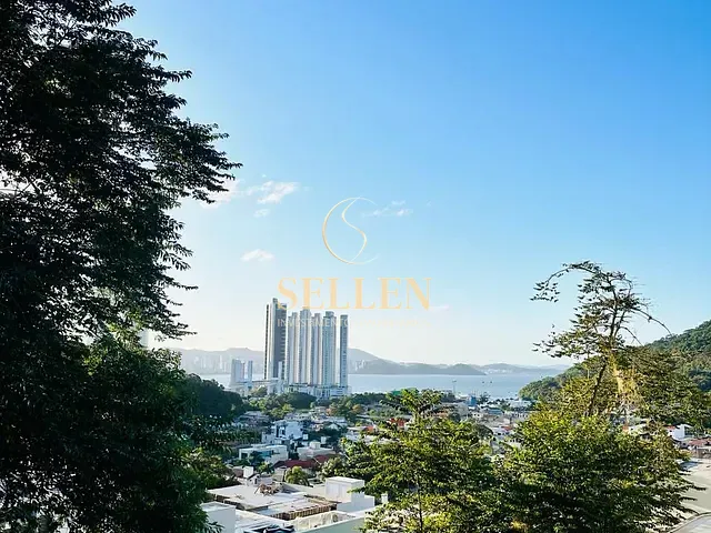 Terreno com 440m², à venda, no bairro Barra em Balneário Camboriú
