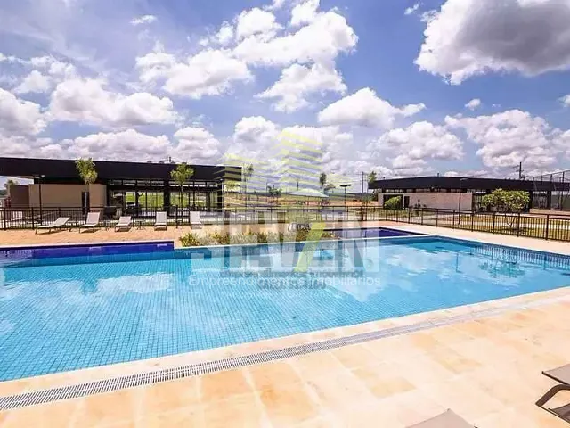 Terreno com 392m², à venda, no bairro Residencial Villa de León em Piratininga