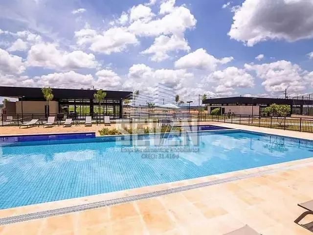 Terreno com 392m², à venda, no bairro Residencial Villa de León em Piratininga
