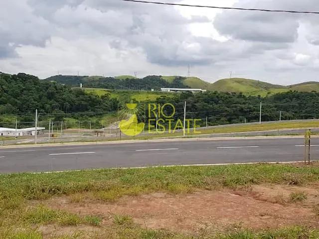 Terreno com 273m², à venda, no bairro Casa de Pedra em Volta Redonda