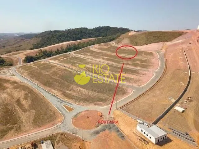 Terreno com 273m², à venda, no bairro Casa de Pedra em Volta Redonda