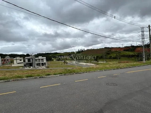 Terreno com 176m², à venda, no bairro Porteira Preta em Mogi das Cruzes