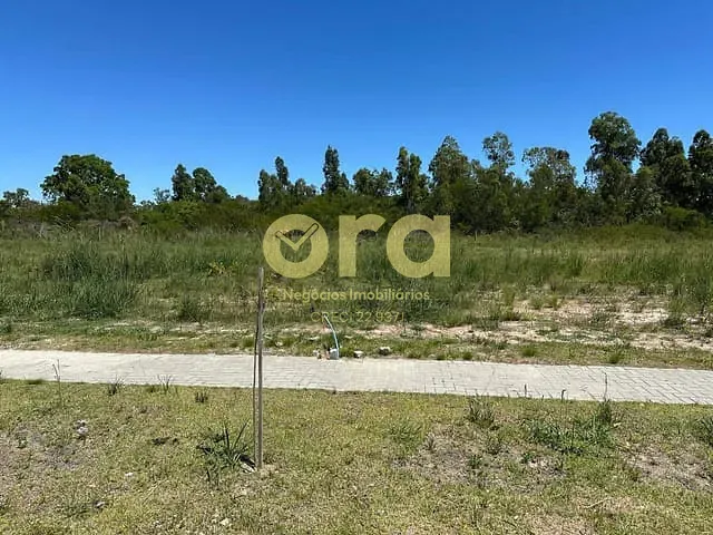 Terreno com 260m², à venda, no bairro Três Vendas em Pelotas