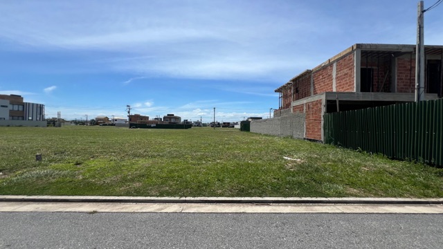 Terreno com 360m², à venda, no bairro Ogiva em Cabo Frio