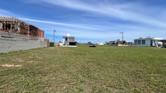 Terreno com 360m², à venda, no bairro Ogiva em Cabo Frio