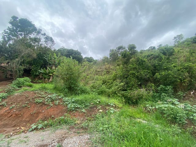 Terreno com 500m², à venda, no bairro Vila Rica em Extrema