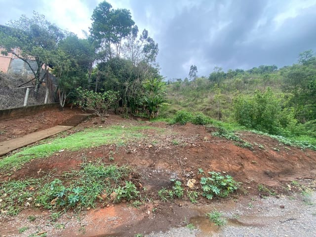 Terreno com 500m², à venda, no bairro Vila Rica em Extrema