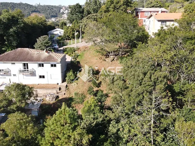Terreno com 840m², à venda, no bairro São Caetano em Erechim