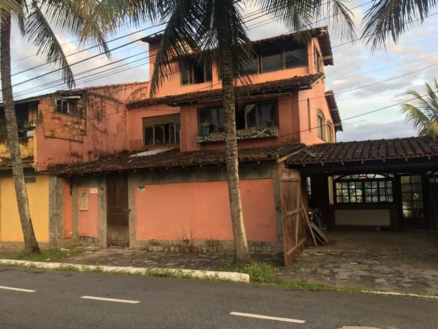 Terreno com 753m², à venda, no bairro Glória em Macaé