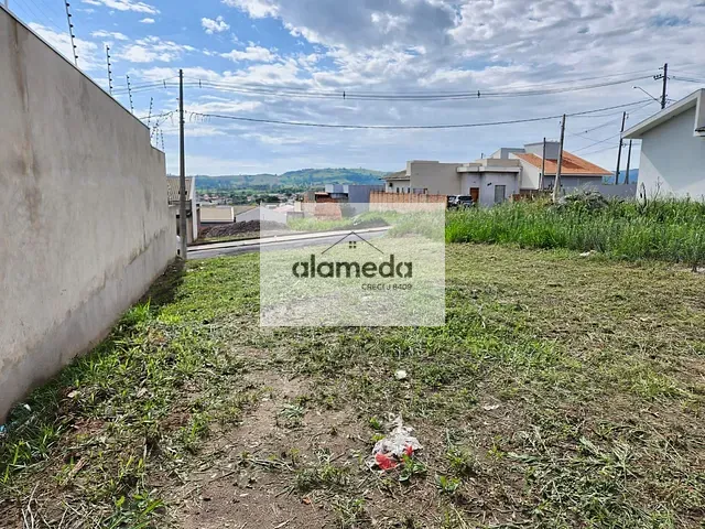 Terreno com 260m², à venda, no bairro POMPÉIA 3 em Jacarezinho
