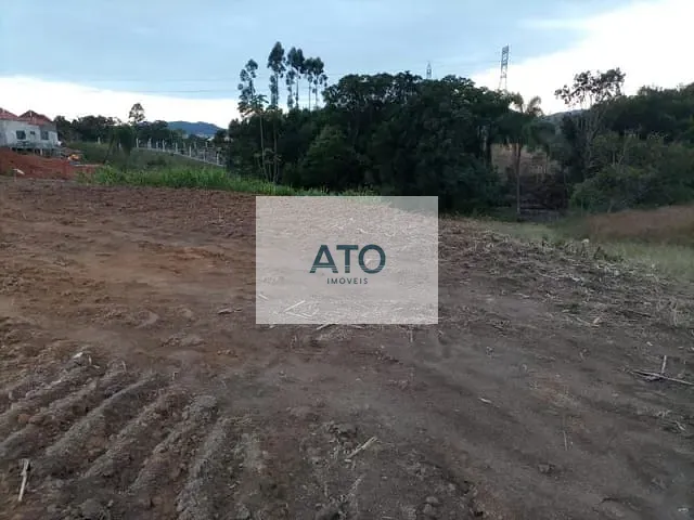 Terreno com 4000m², à venda, no bairro Timbe em Tijucas