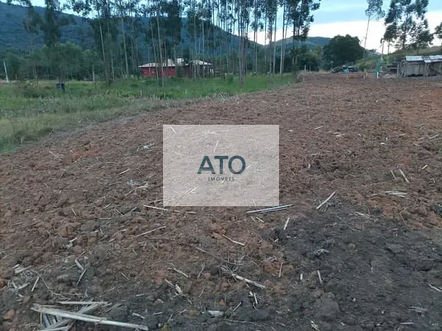 Terreno com 4000m², à venda, no bairro Timbe em Tijucas
