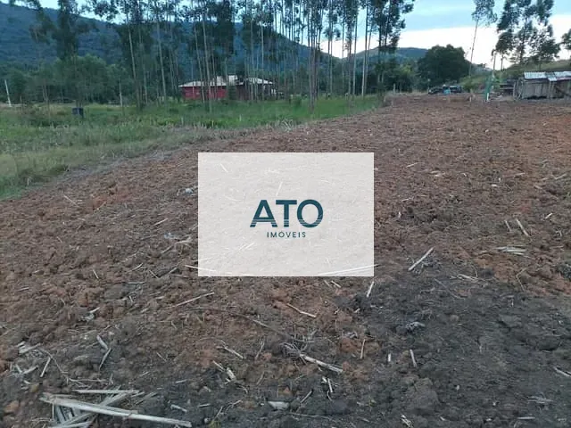 Terreno com 4000m², à venda, no bairro Timbe em Tijucas