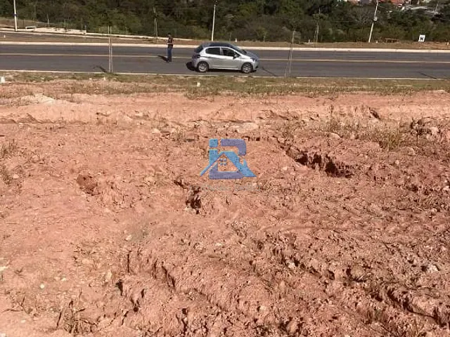 Terreno com 250m², à venda, no bairro Jardim Santa Filomena em Itatiba