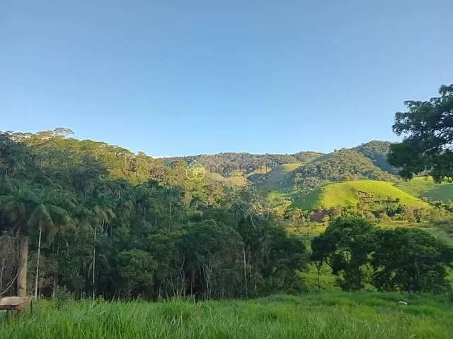Terreno com 1000m², à venda, no bairro Capelinha em Pedra Selada