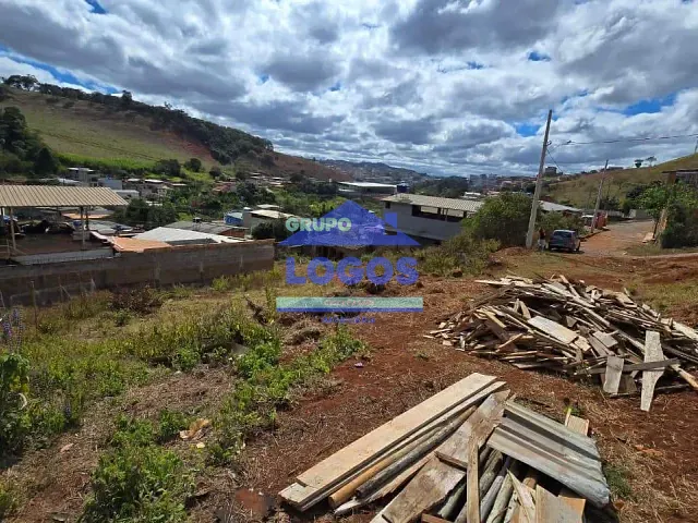 Terreno com 900m², à venda, no bairro Santo Hipólito em João Monlevade