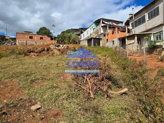 Terreno com 900m², à venda, no bairro Santo Hipólito em João Monlevade