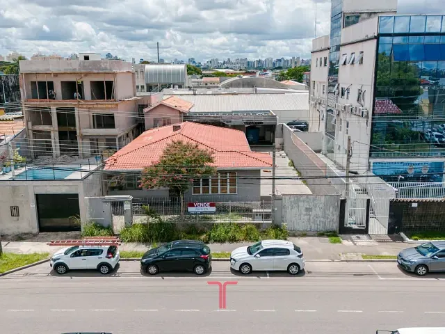 Terreno com 697m², à venda, no bairro Fanny em Curitiba