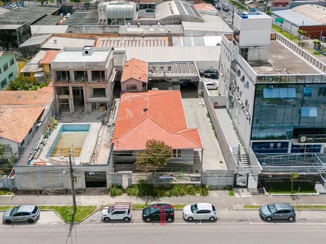 Terreno com 697m², à venda, no bairro Fanny em Curitiba