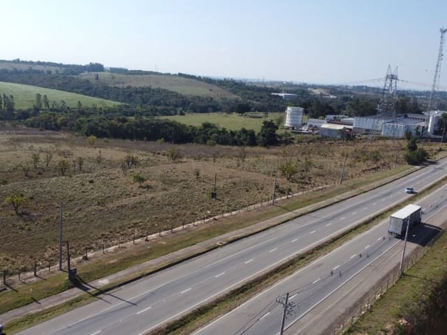Terreno com 415756m², à venda, no bairro Parque Industrial em Itu