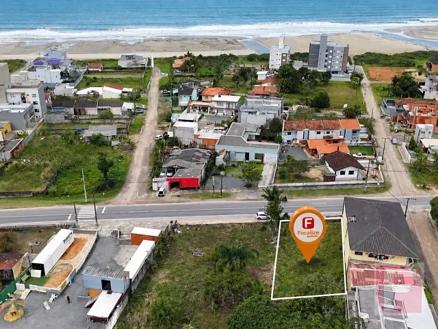 Terreno com 360m², à venda, no bairro Bamerindus em Itapoá