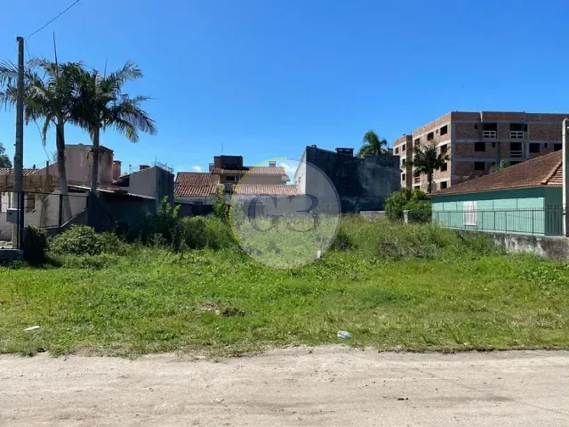 Terreno com 90m², para alugar, no bairro Laranjal em Pelotas