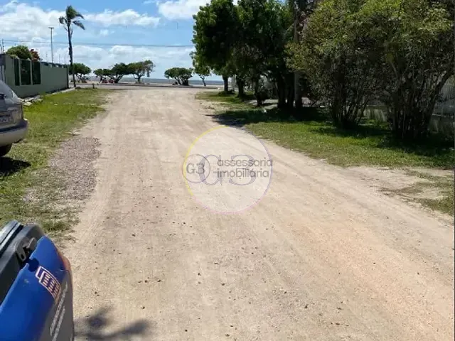 Terreno com 90m², para alugar, no bairro Laranjal em Pelotas