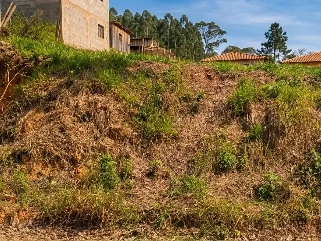 Terreno com 132m², à venda, no bairro Santana em Cotia