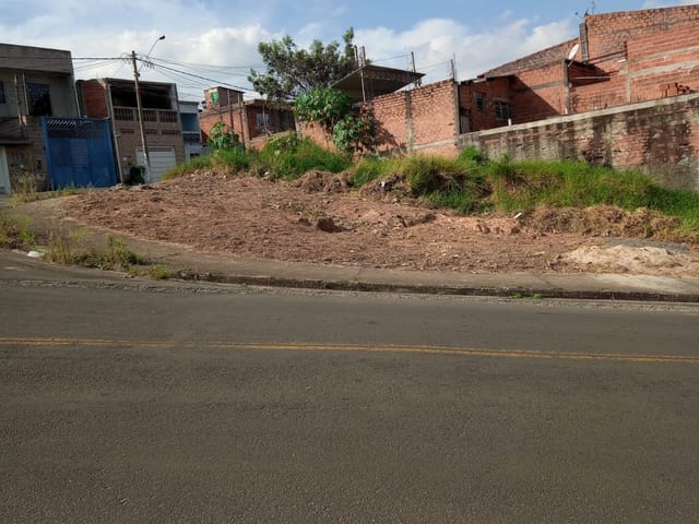 Terreno com 132m², à venda, no bairro Loteamento Residencial Novo Mundo em Campinas