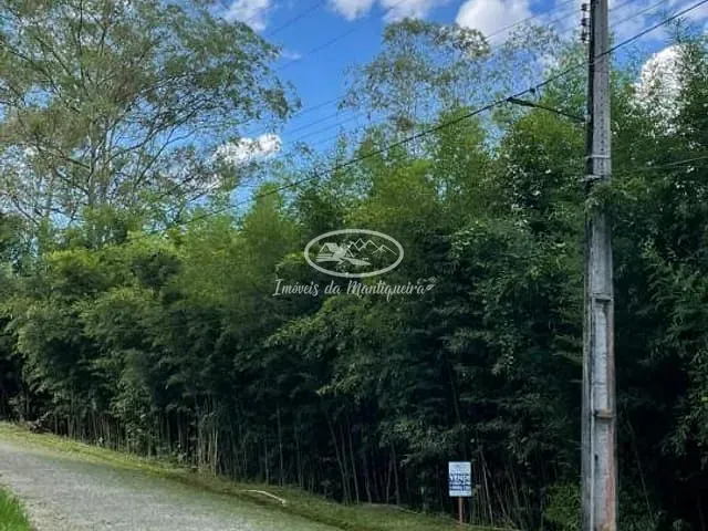 Terreno com 803m², à venda, no bairro Harry Bertell (Penedo) em Itatiaia