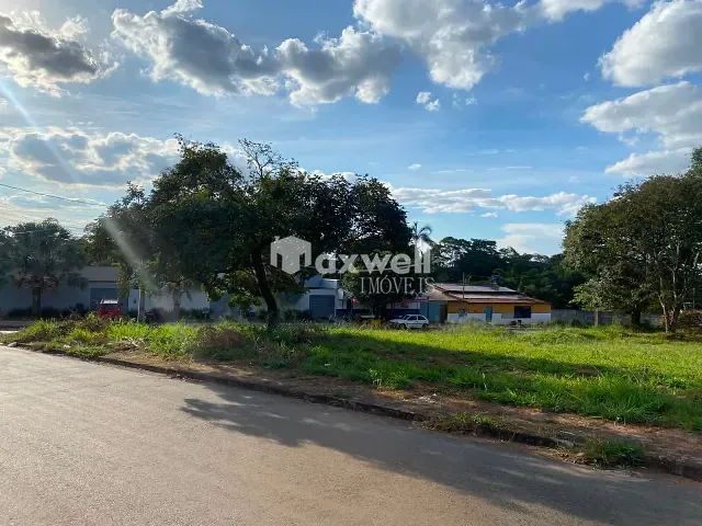 Terreno com 433m², à venda, no bairro Independência - 3º Complemento em Aparecida de Goiânia